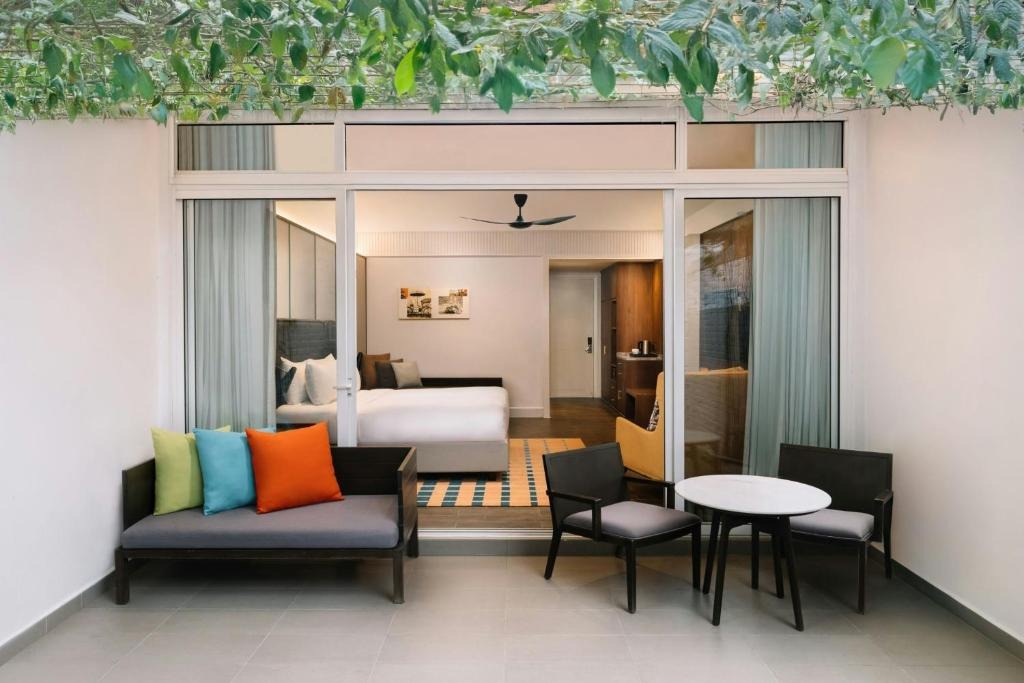 هتل لون پاین